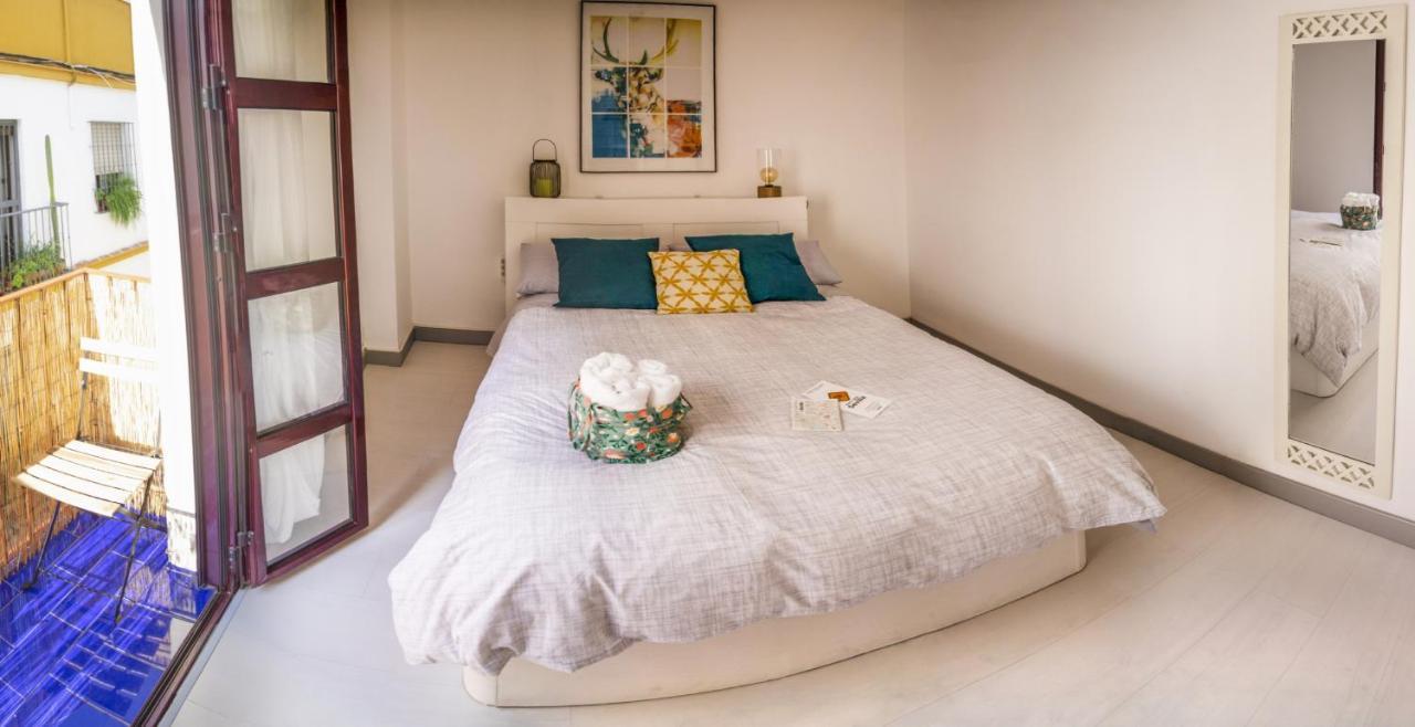 Centuria Macarena, Apartamento Duplex Apartman Sevilla Kültér fotó